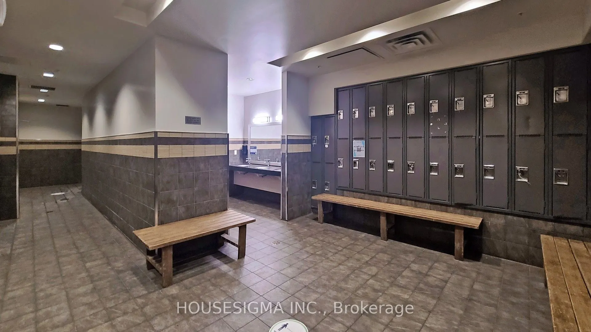 80 Absolute Avenue, #1303