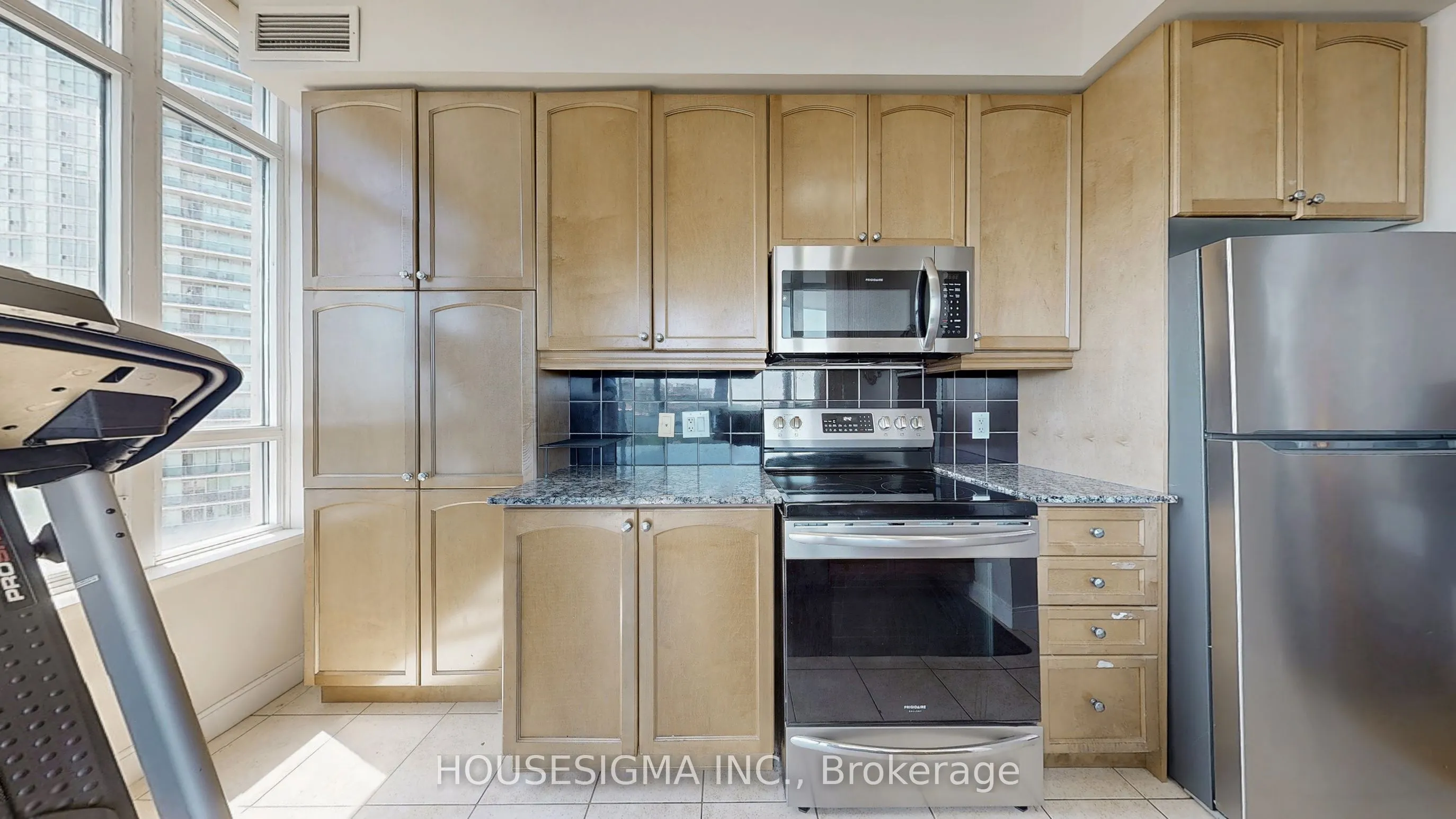 80 Absolute Avenue, #1303