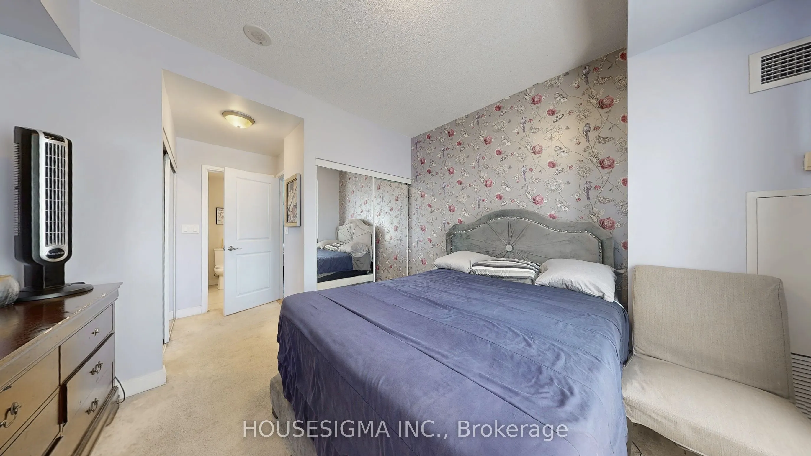 80 Absolute Avenue, #1303