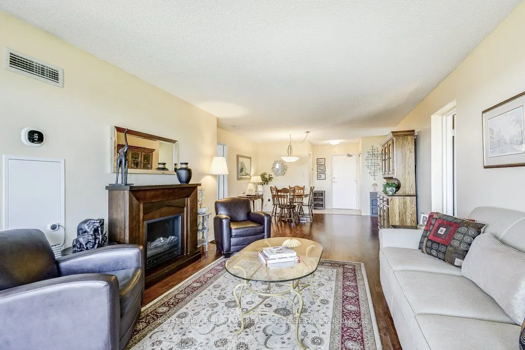 1201 North Shore Boulevard E, #706