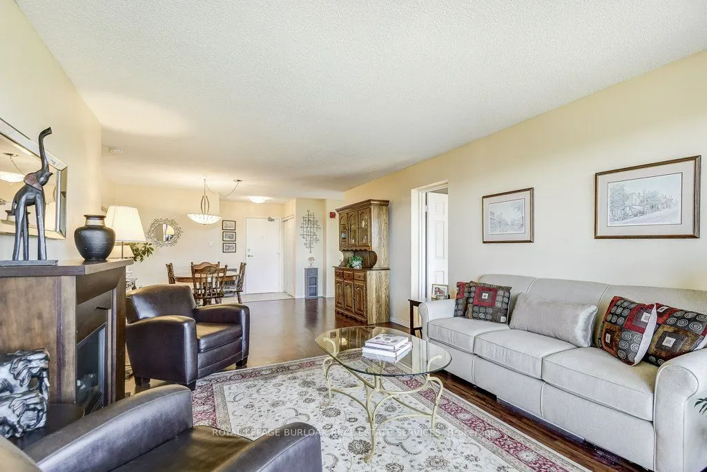 1201 North Shore Boulevard E, #706
