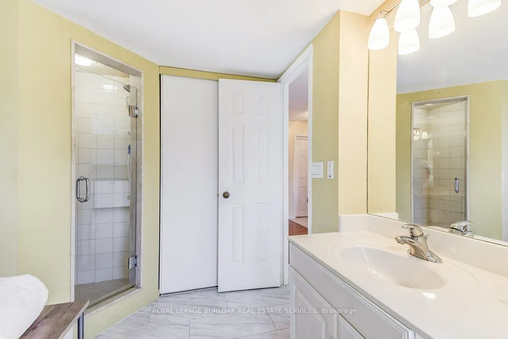 1201 North Shore Boulevard E, #706