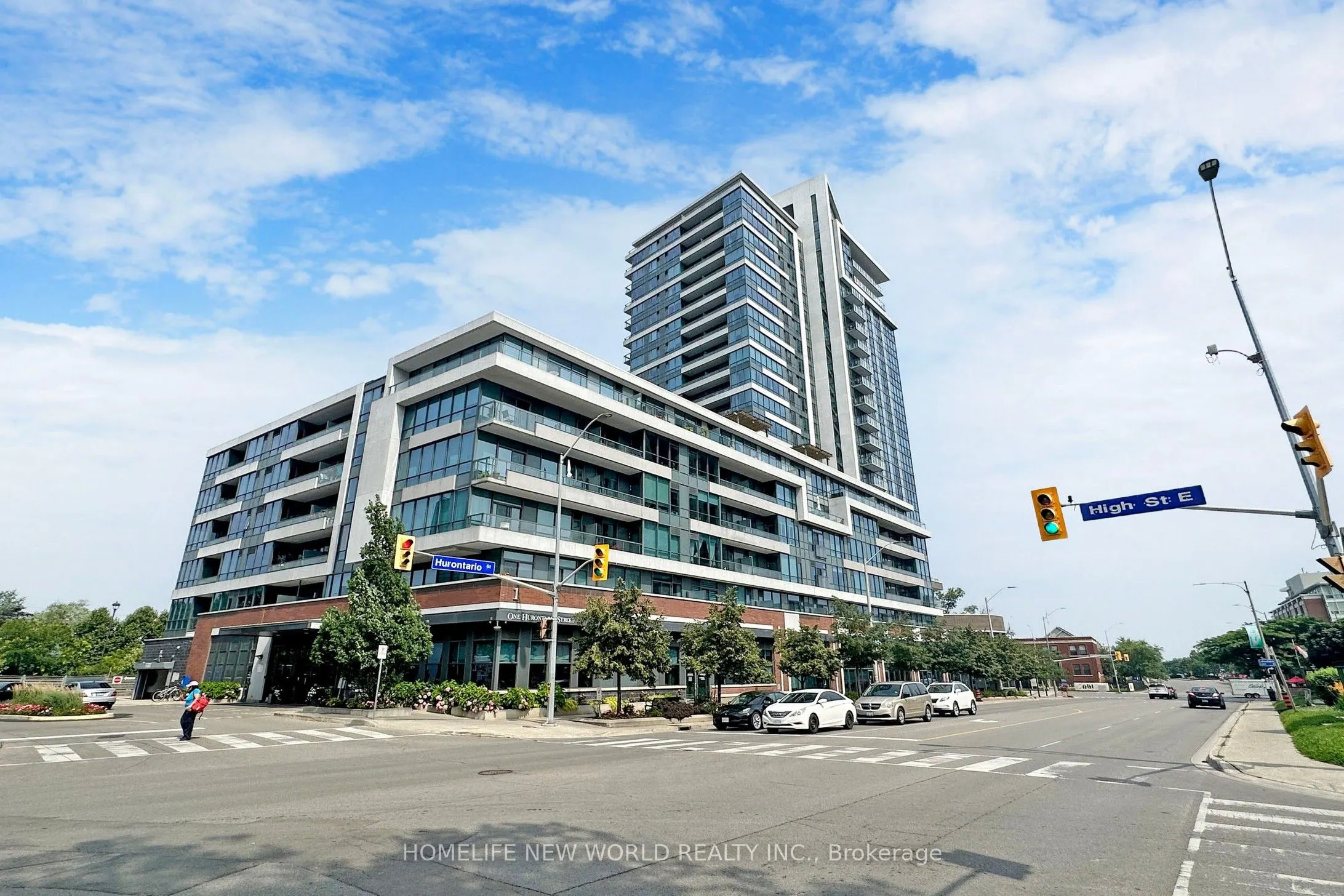 1 Hurontario Street, #506