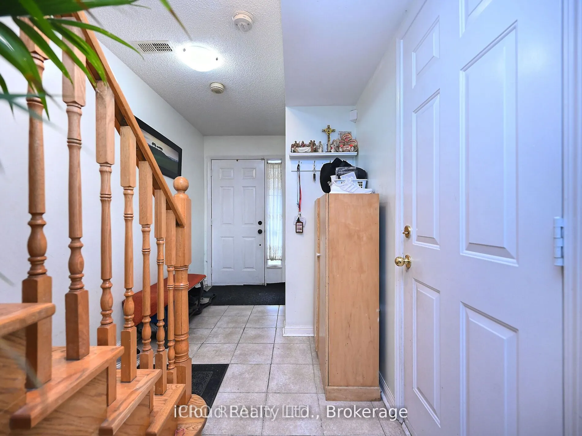 80 Acorn Place, #166