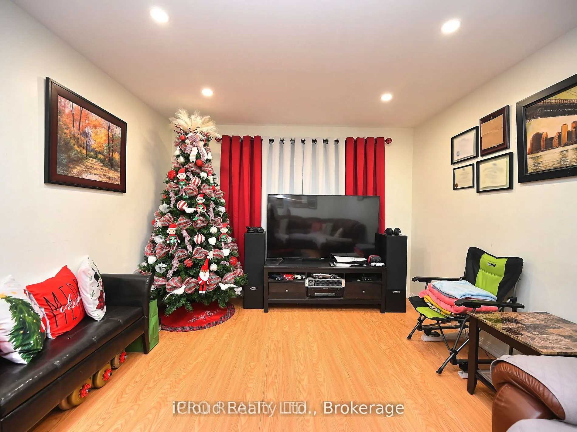 80 Acorn Place, #166