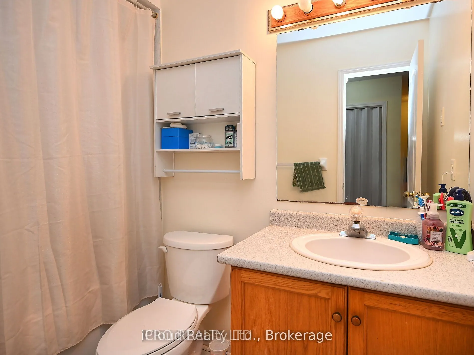 80 Acorn Place, #166