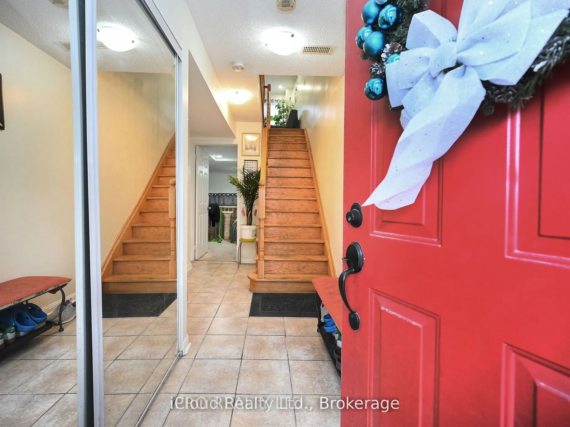 80 Acorn Place, #166