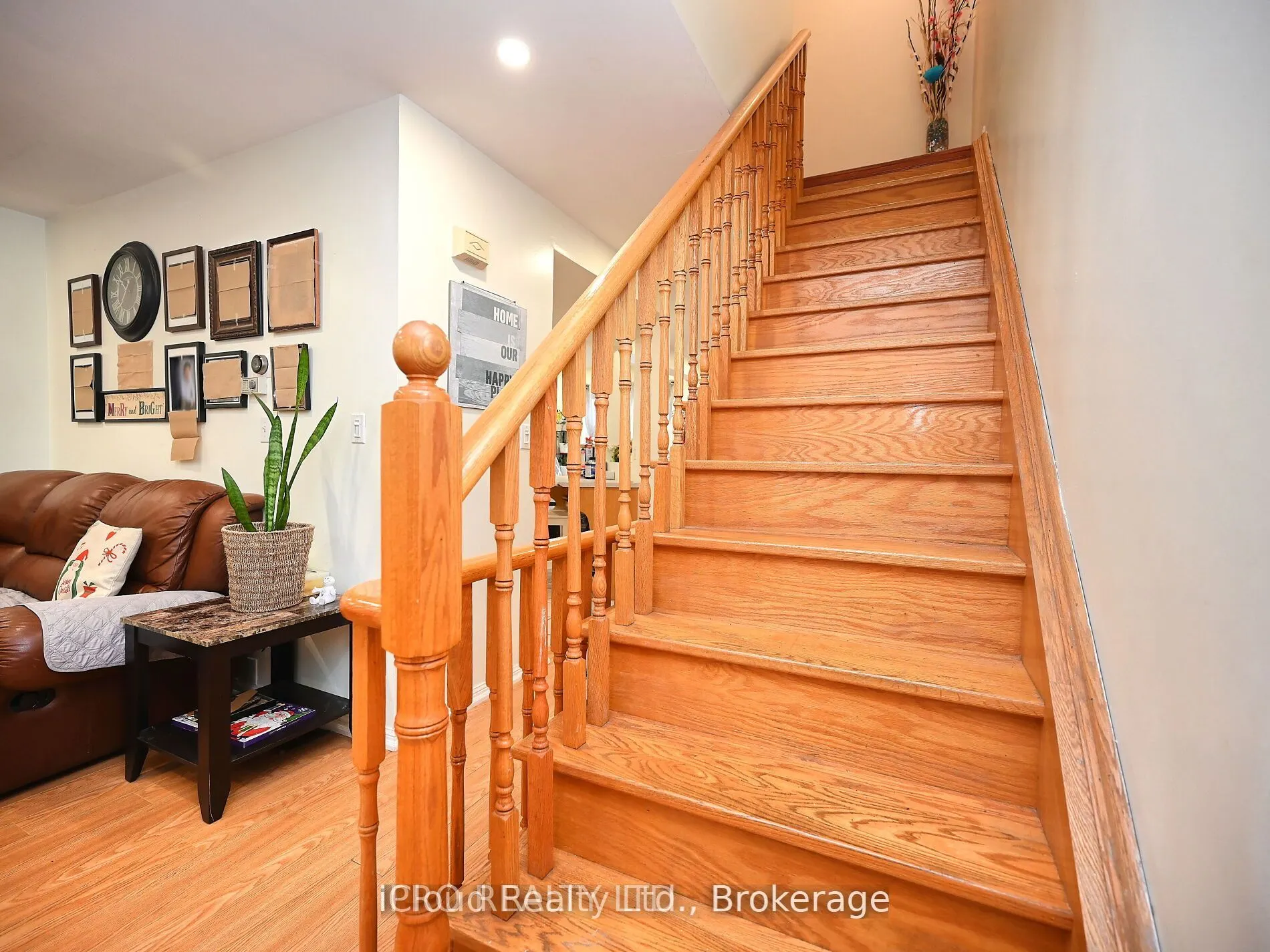 80 Acorn Place, #166