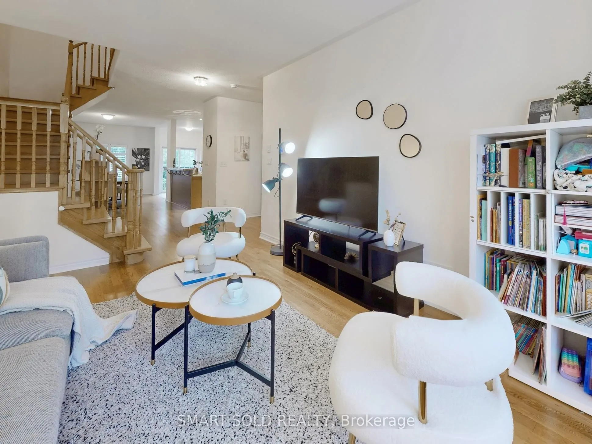 230 Paisley Boulevard W, #26