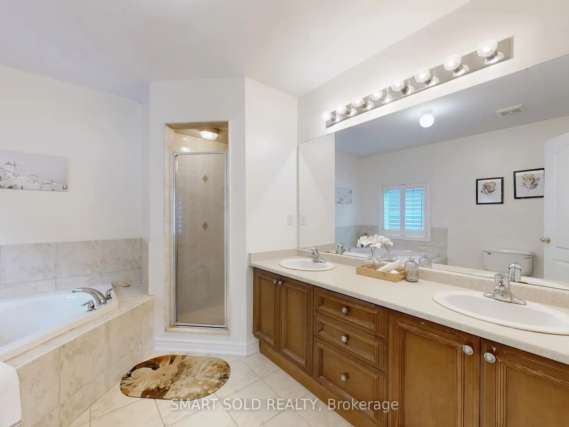230 Paisley Boulevard W, #26