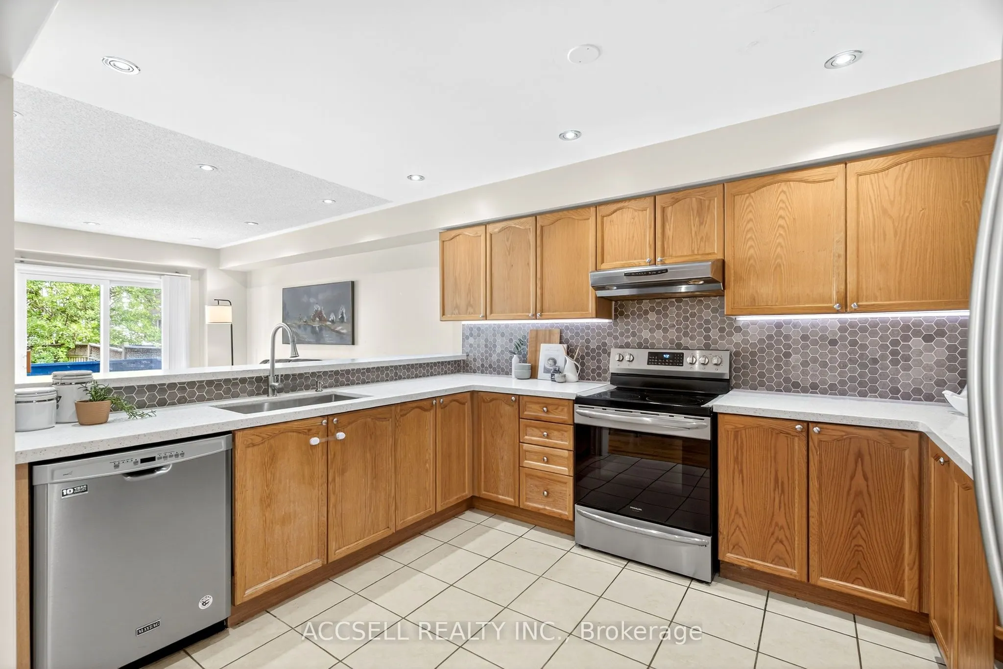3054 Wrigglesworth Crescent