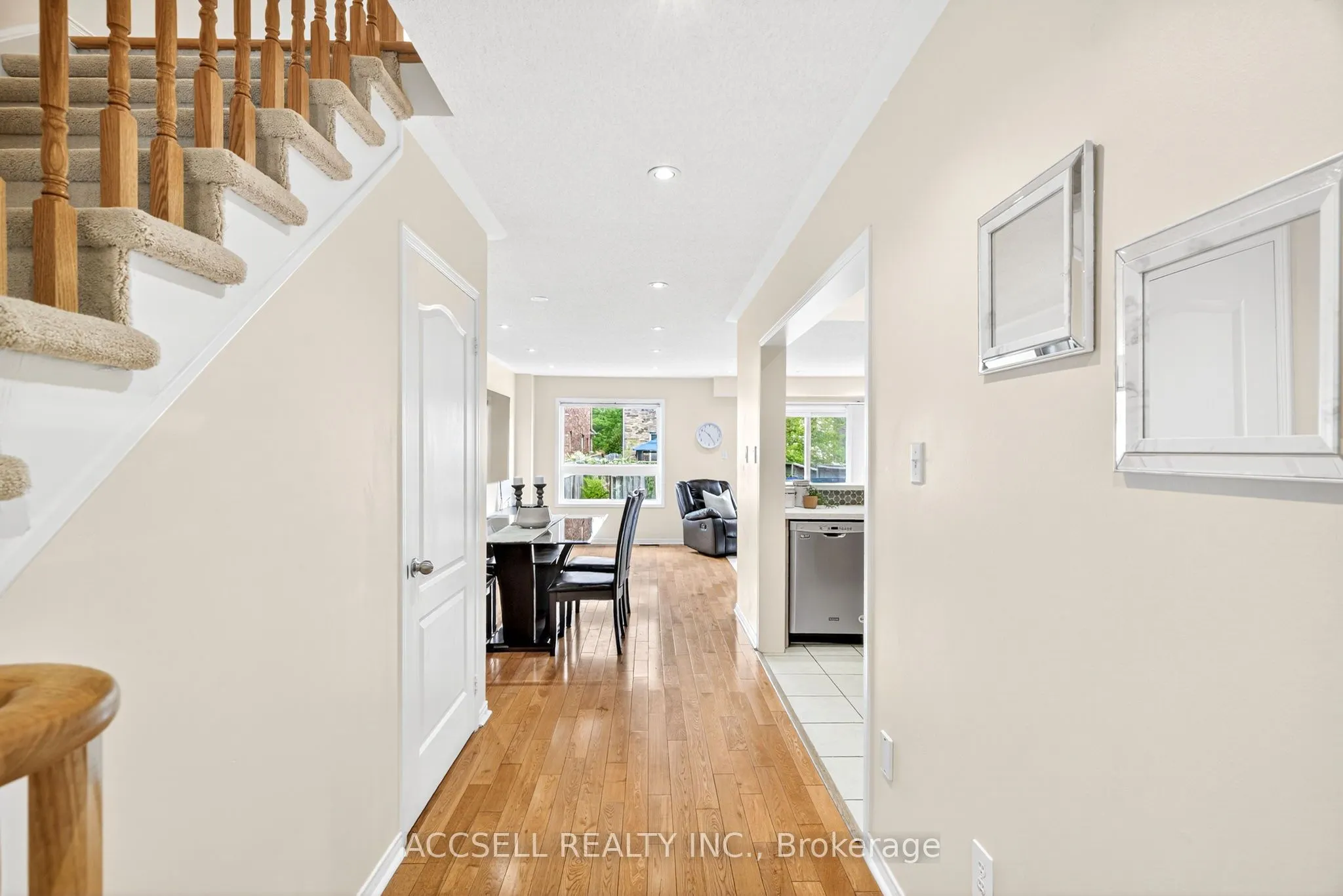 3054 Wrigglesworth Crescent