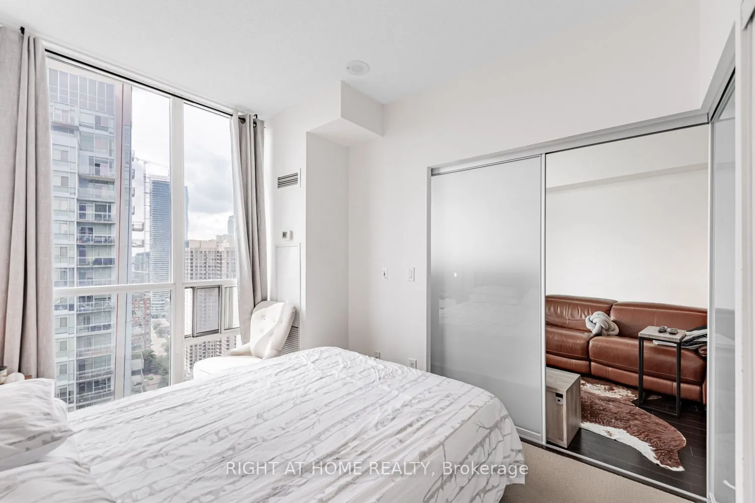 223 Webb Drive, #3206