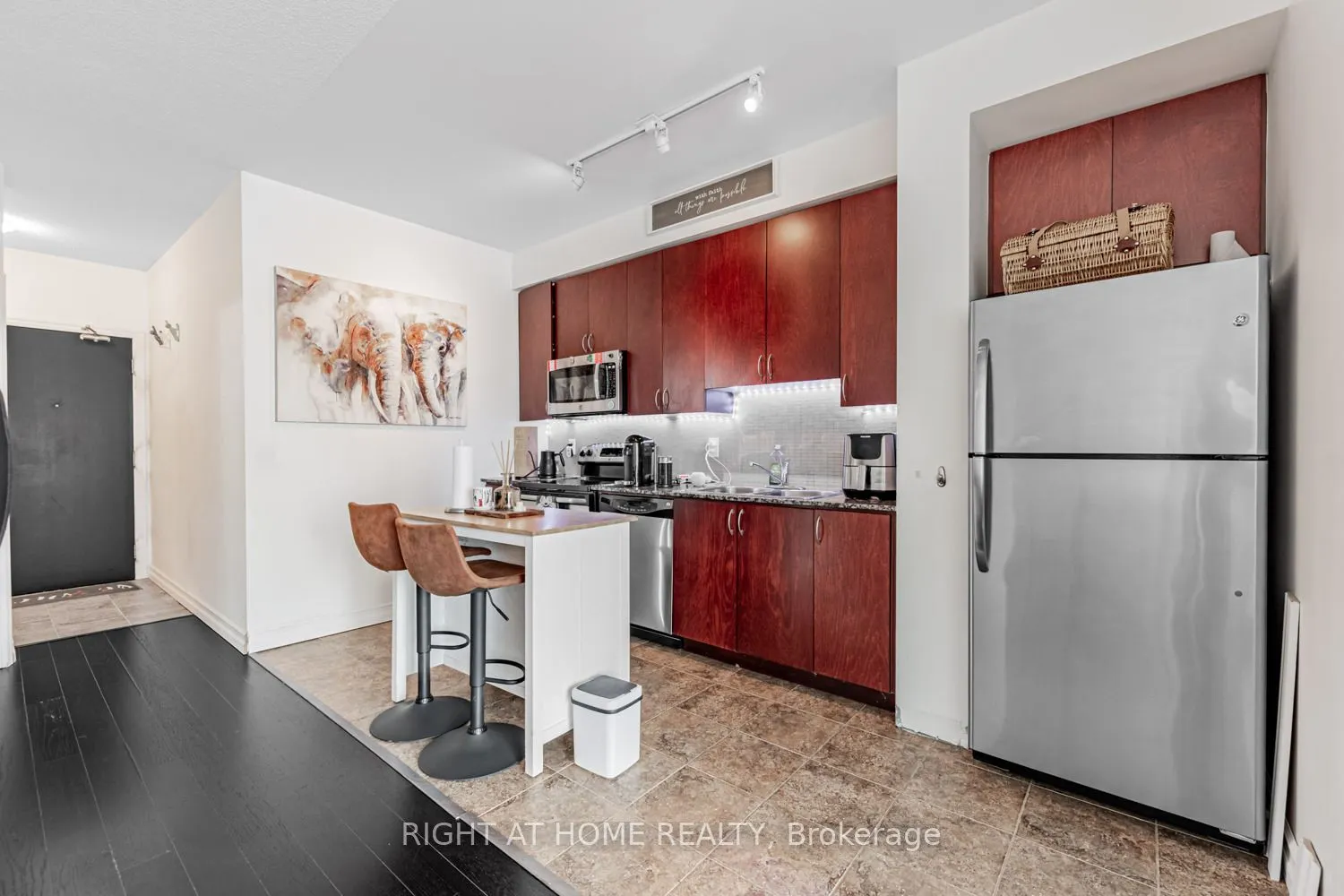 223 Webb Drive, #3206