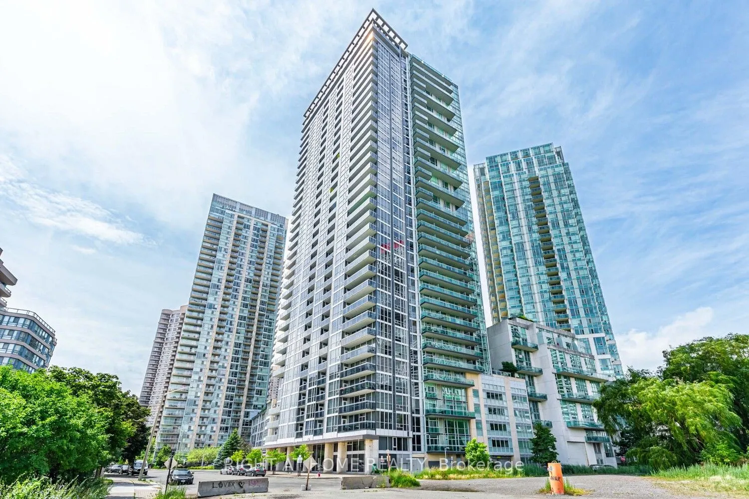 223 Webb Drive, #3206