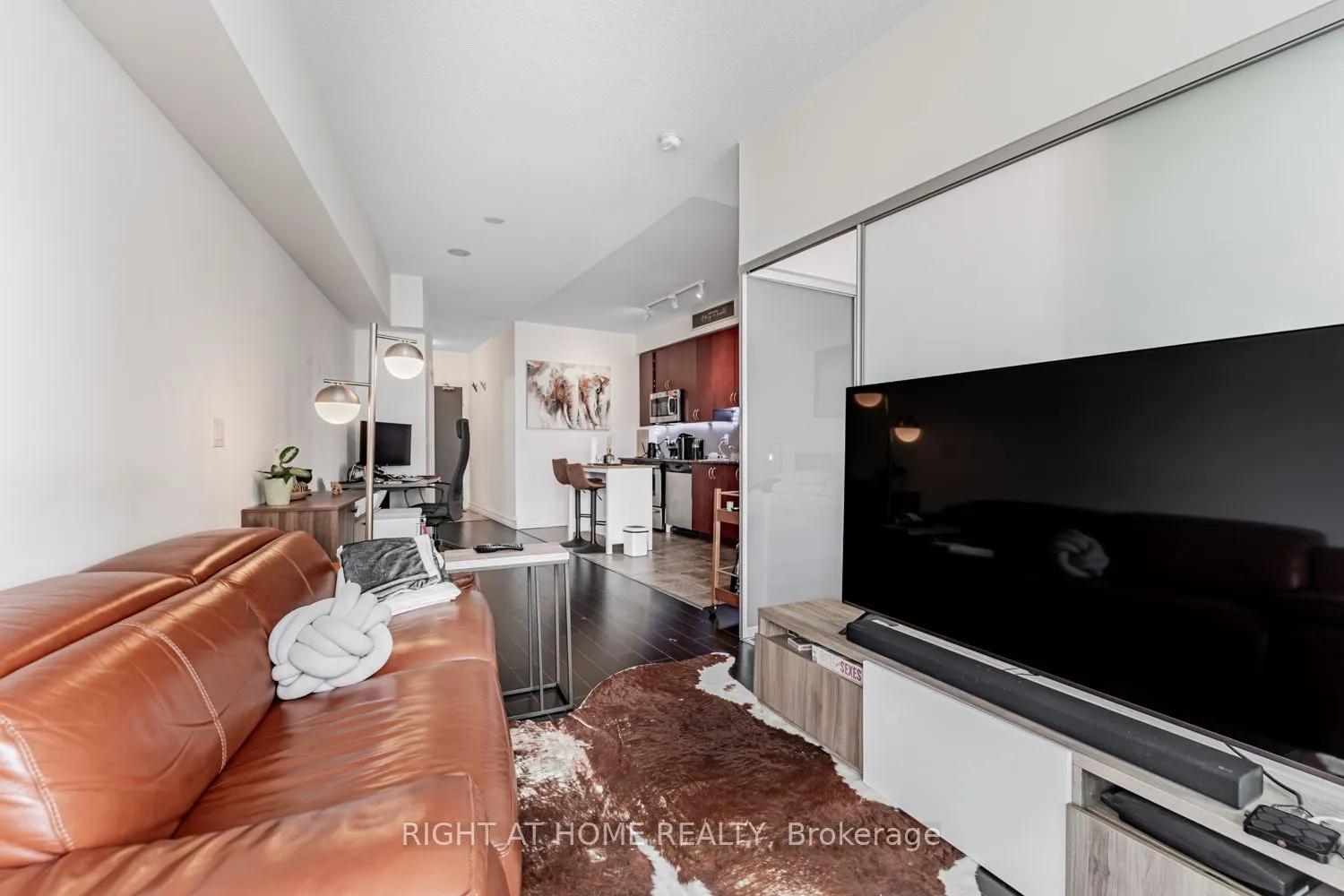 223 Webb Drive, #3206