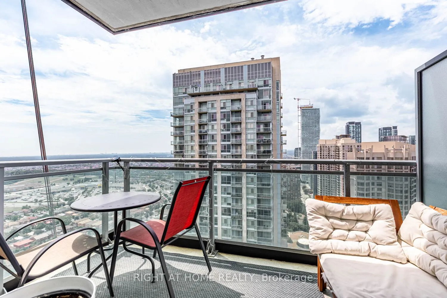 223 Webb Drive, #3206