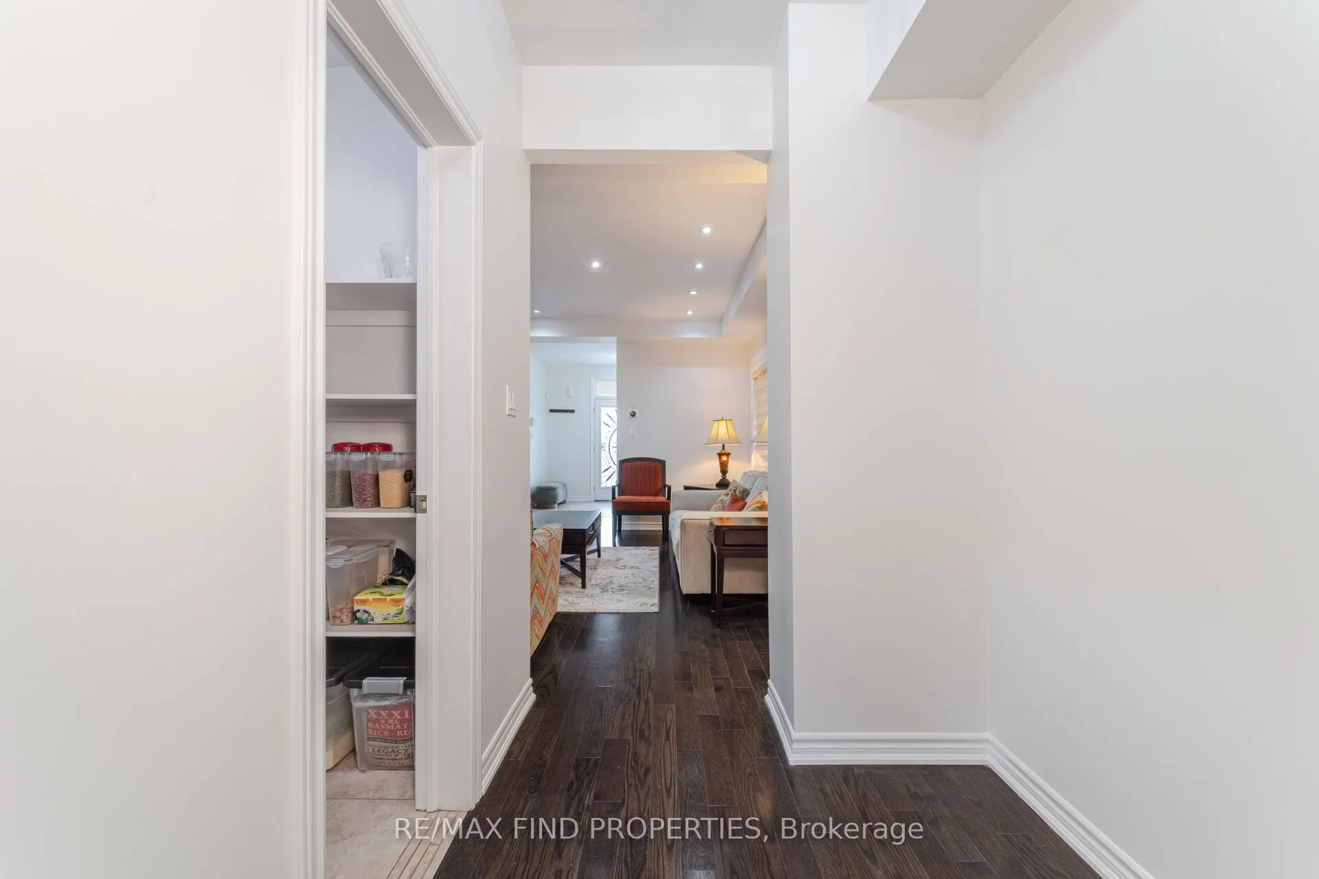 65 Monkton Circle