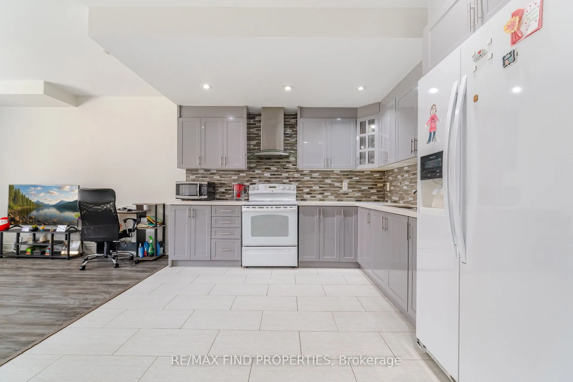 65 Monkton Circle