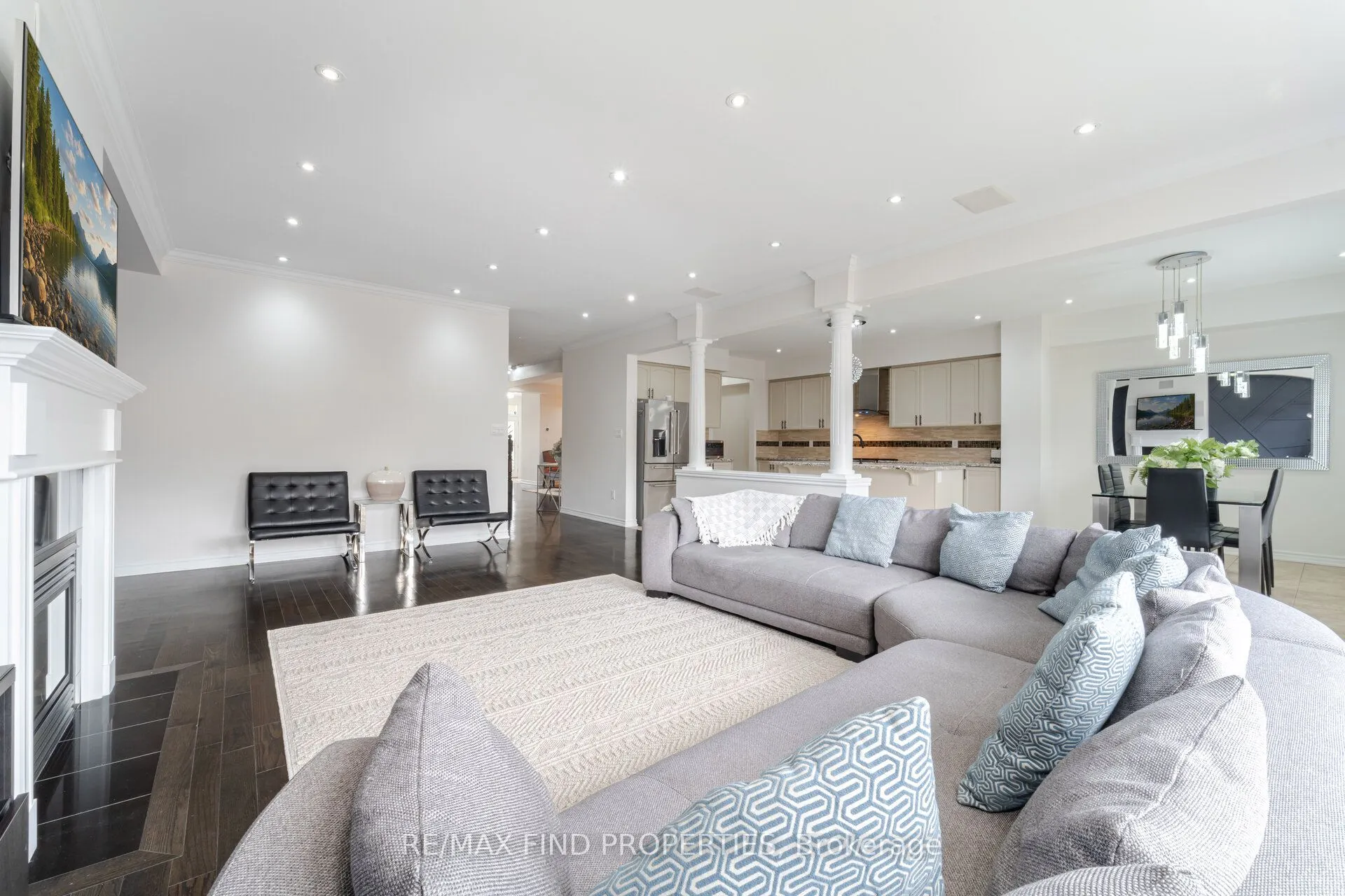 65 Monkton Circle