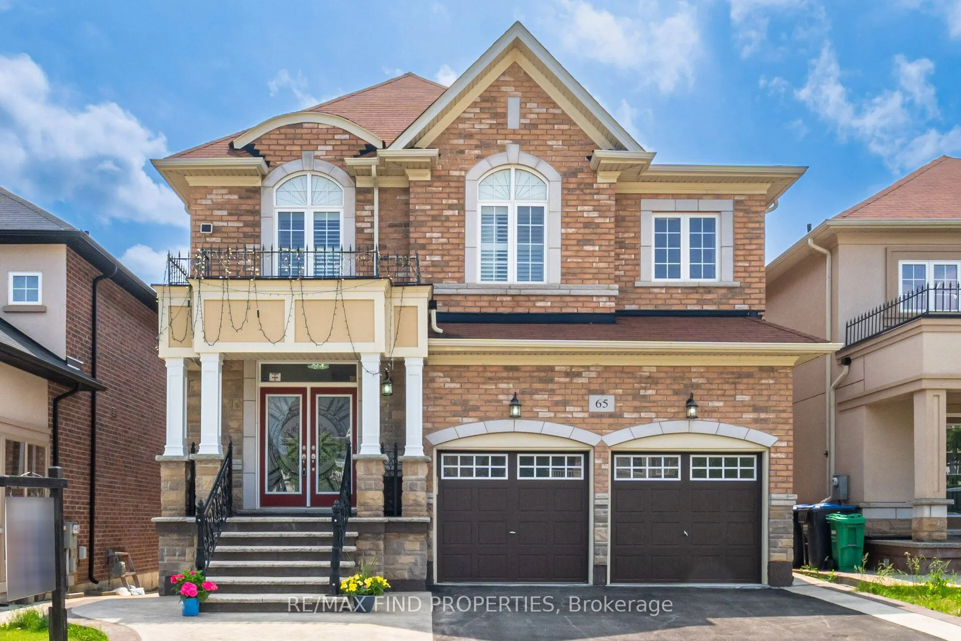65 Monkton Circle
