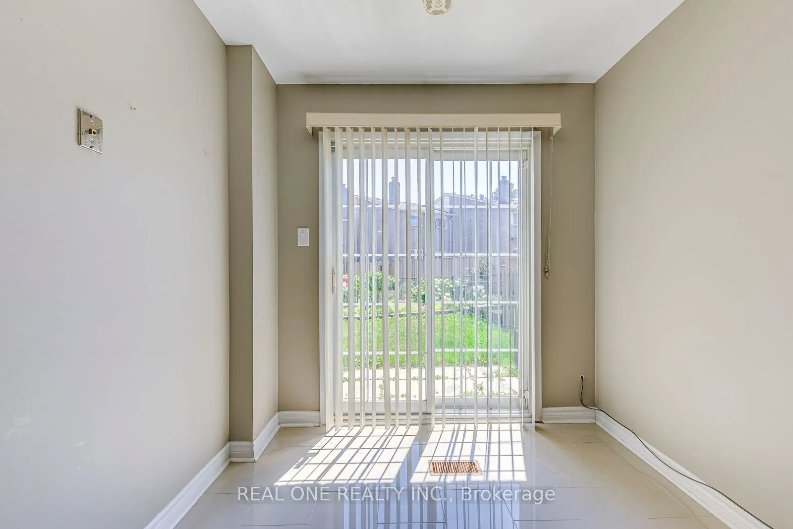 4050 Farrier Court