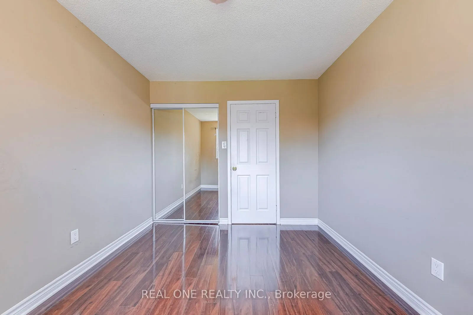 4050 Farrier Court