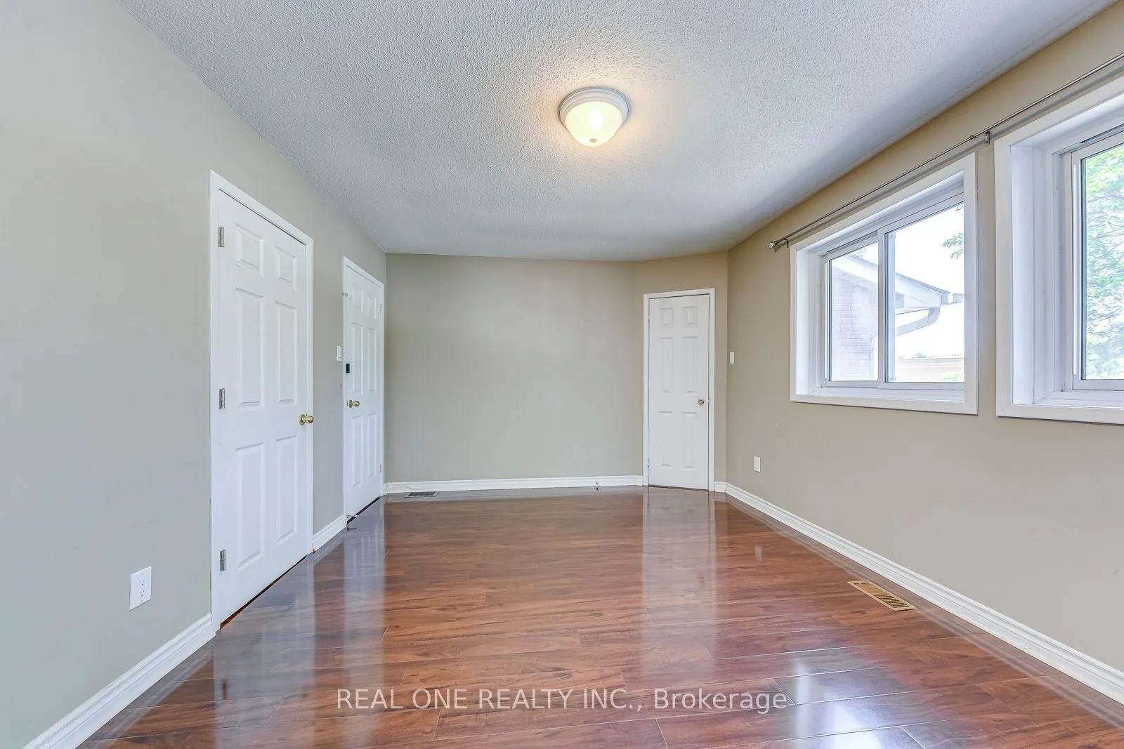 4050 Farrier Court