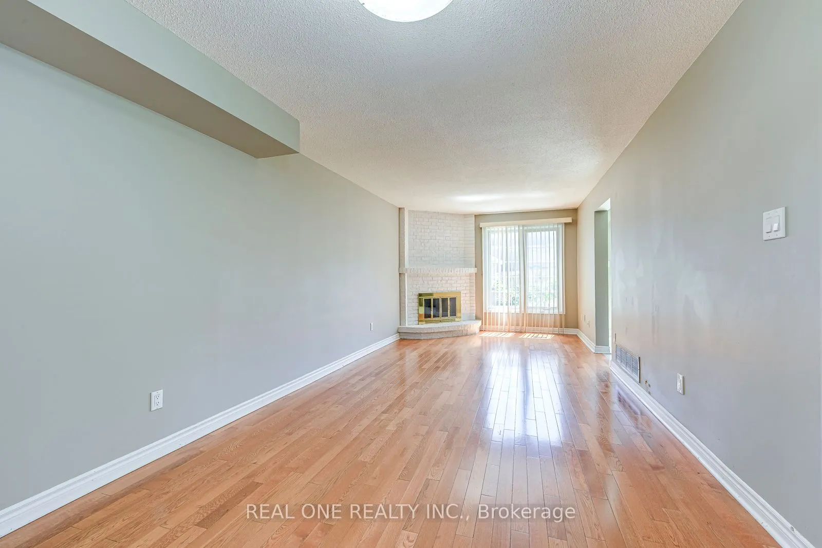 4050 Farrier Court