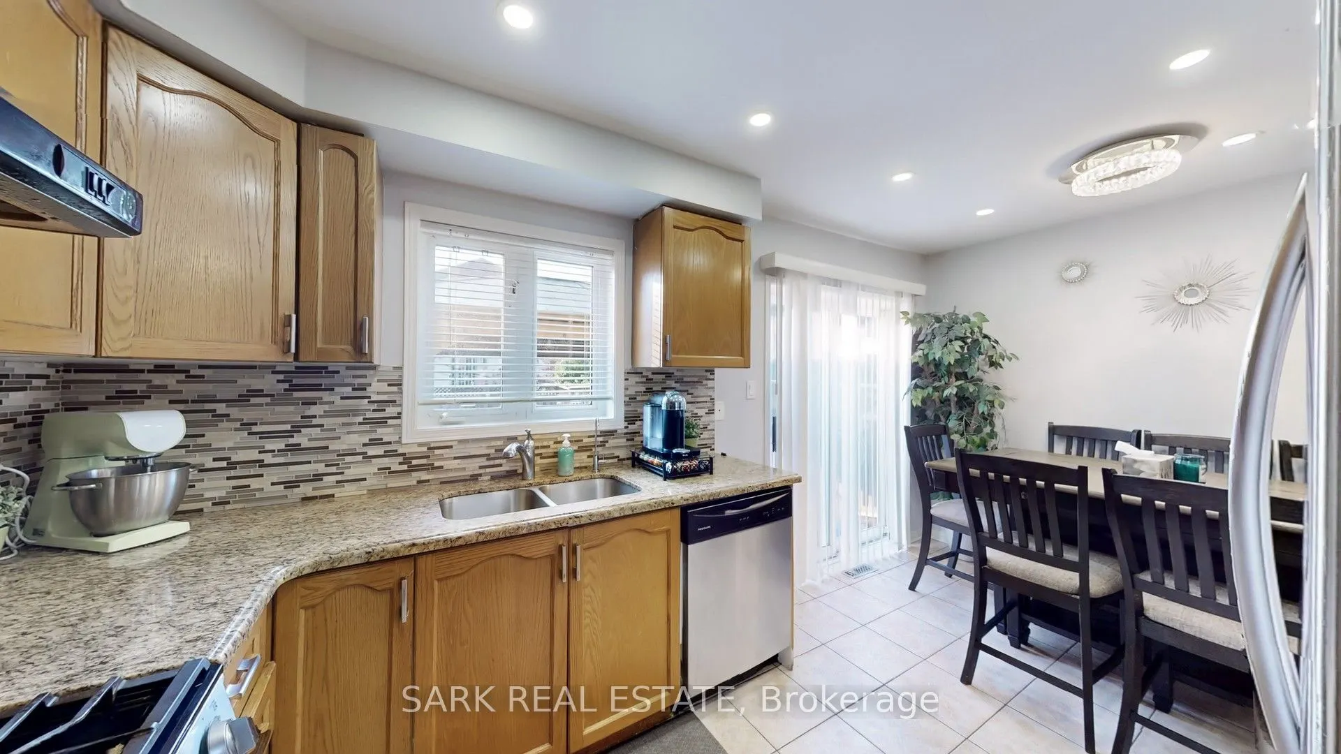 203 Sherwood Road
