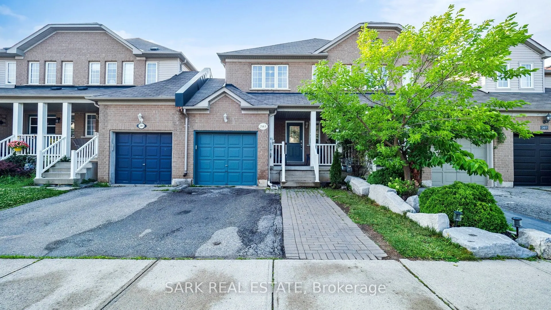 203 Sherwood Road