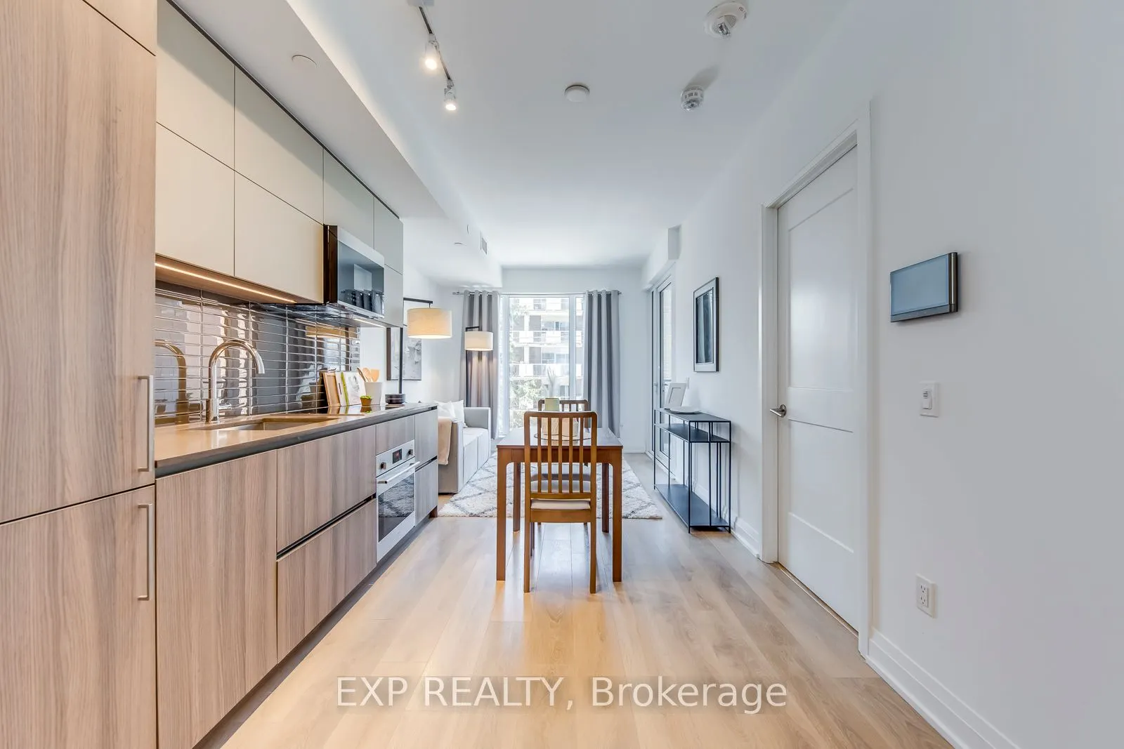 21 Park Street E, #312