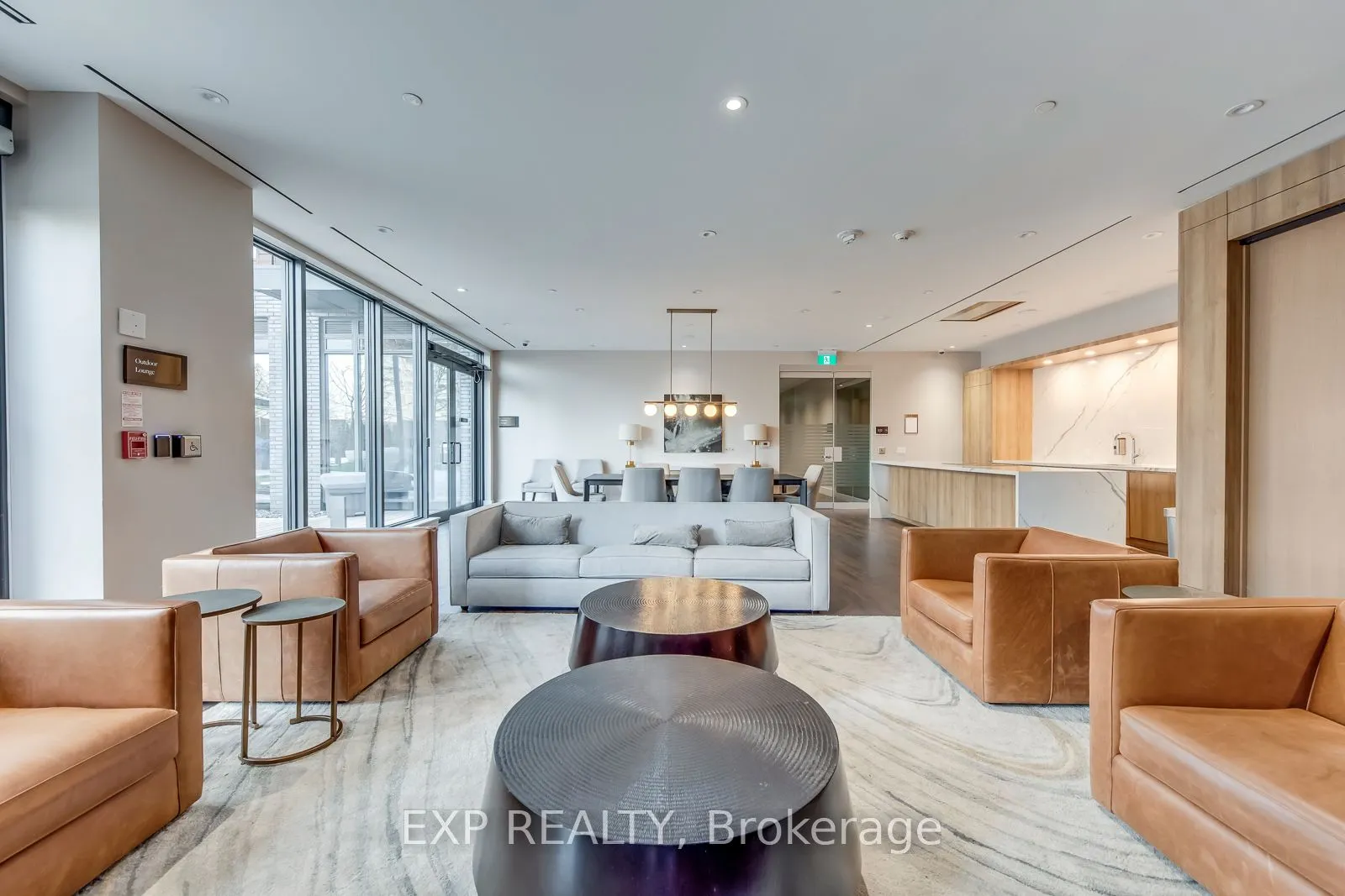 21 Park Street E, #312