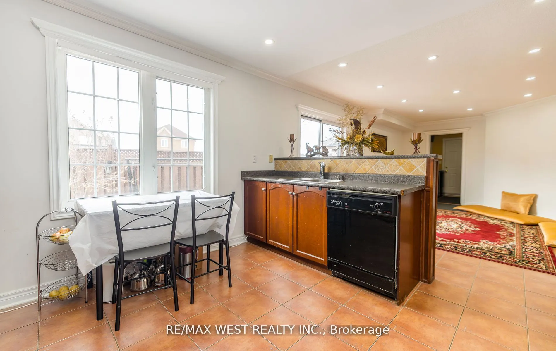 56 Meadow Oak Place