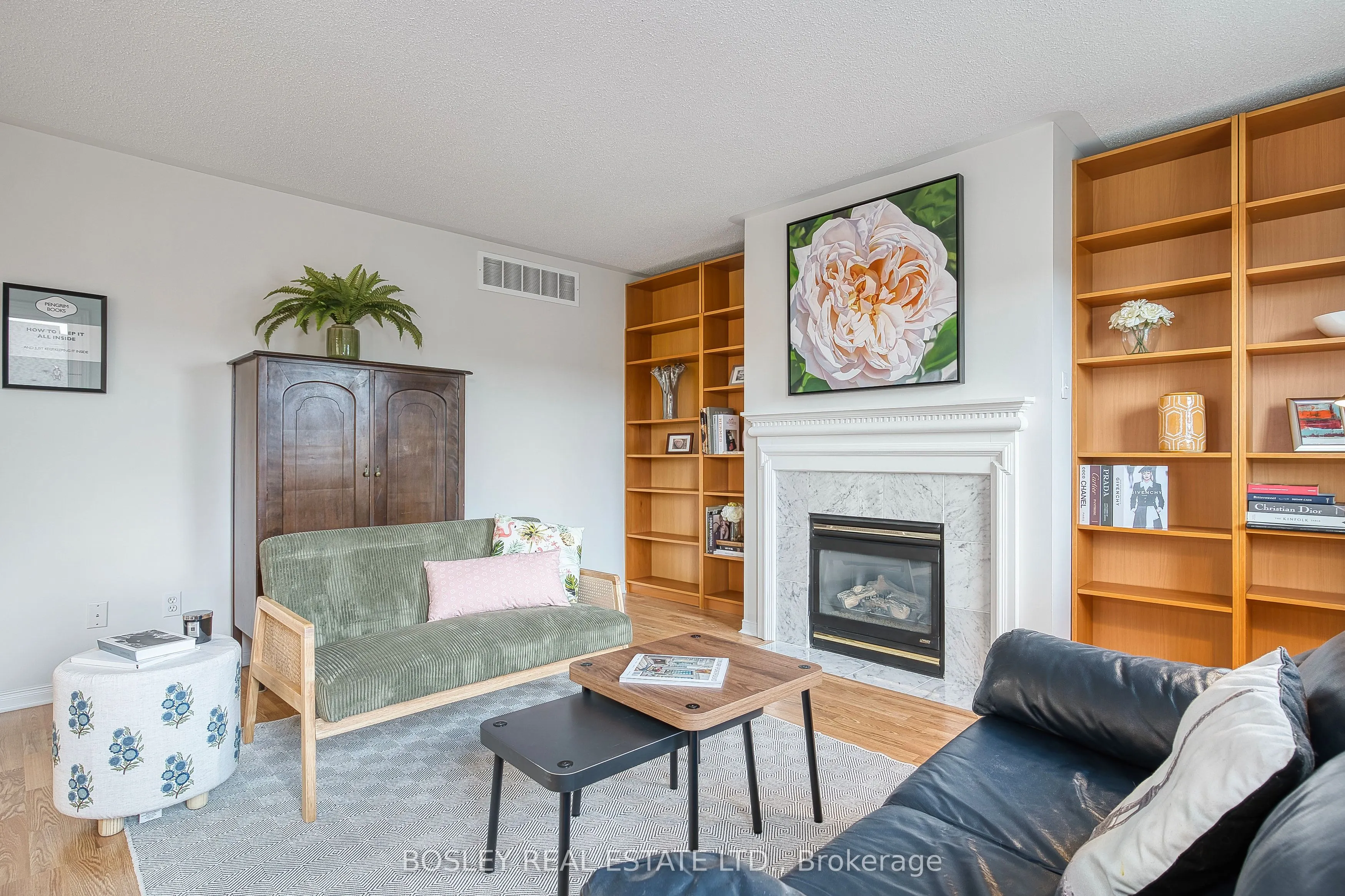 2104 White Dove Circle