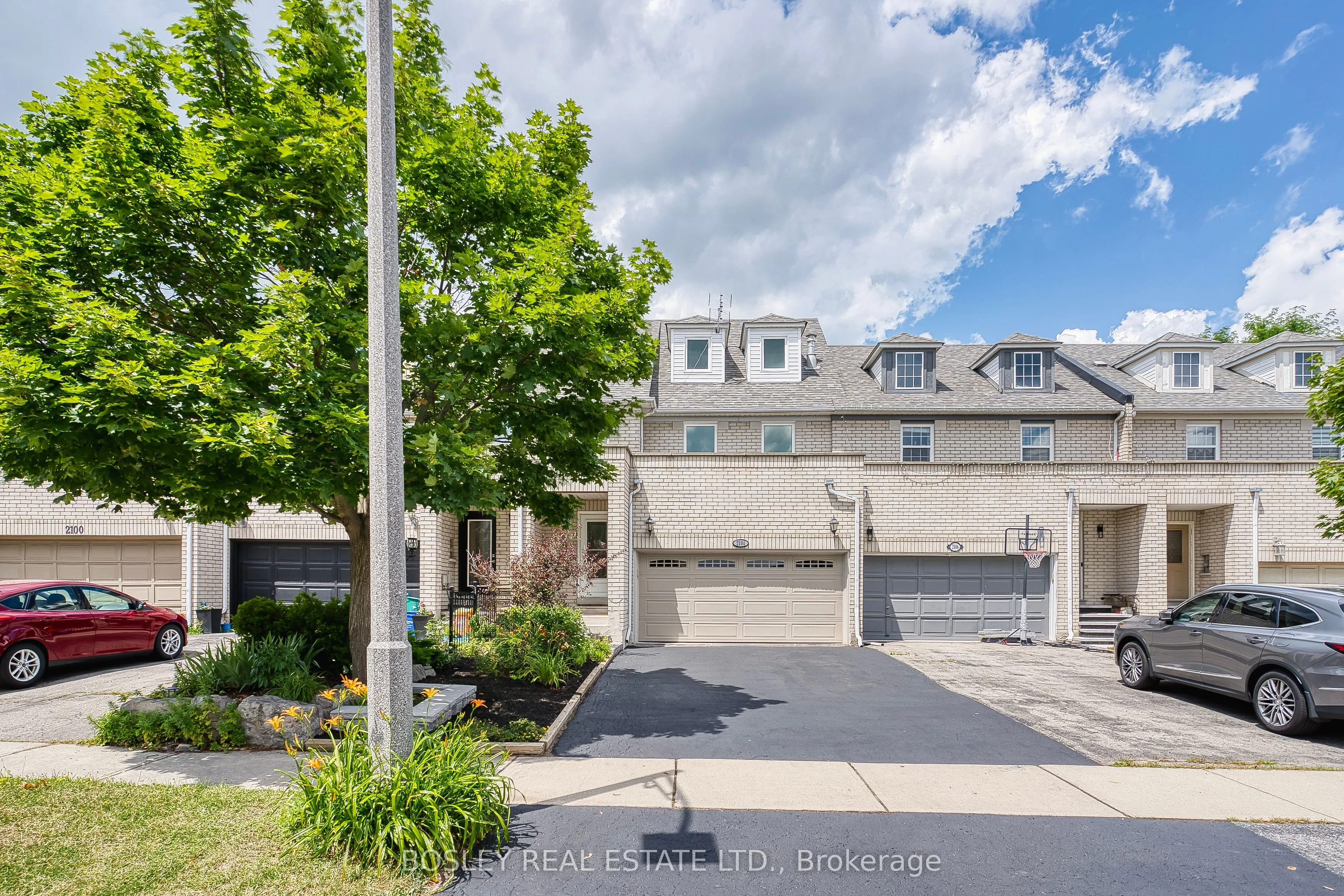 2104 White Dove Circle