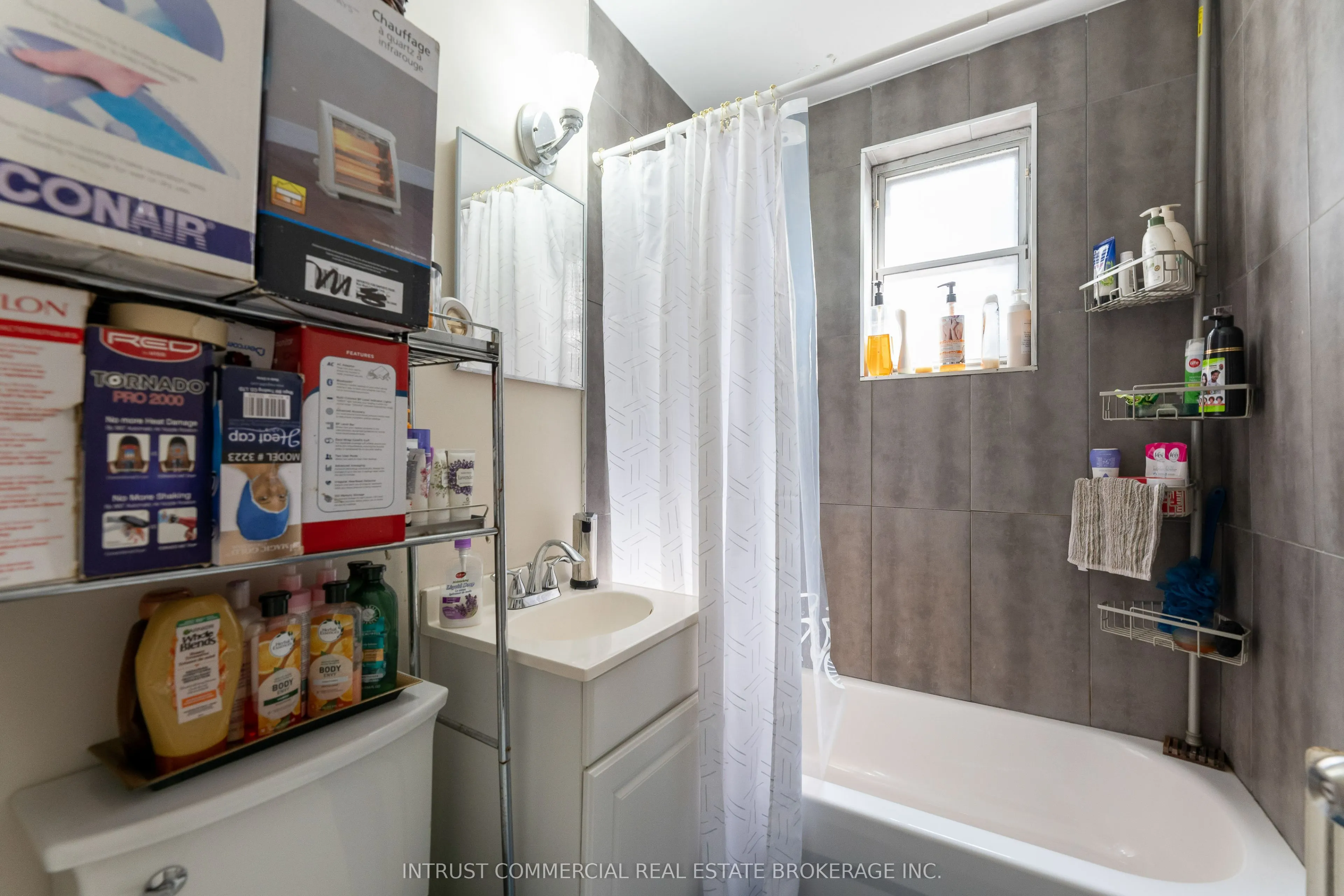 2544 Eglinton Avenue W