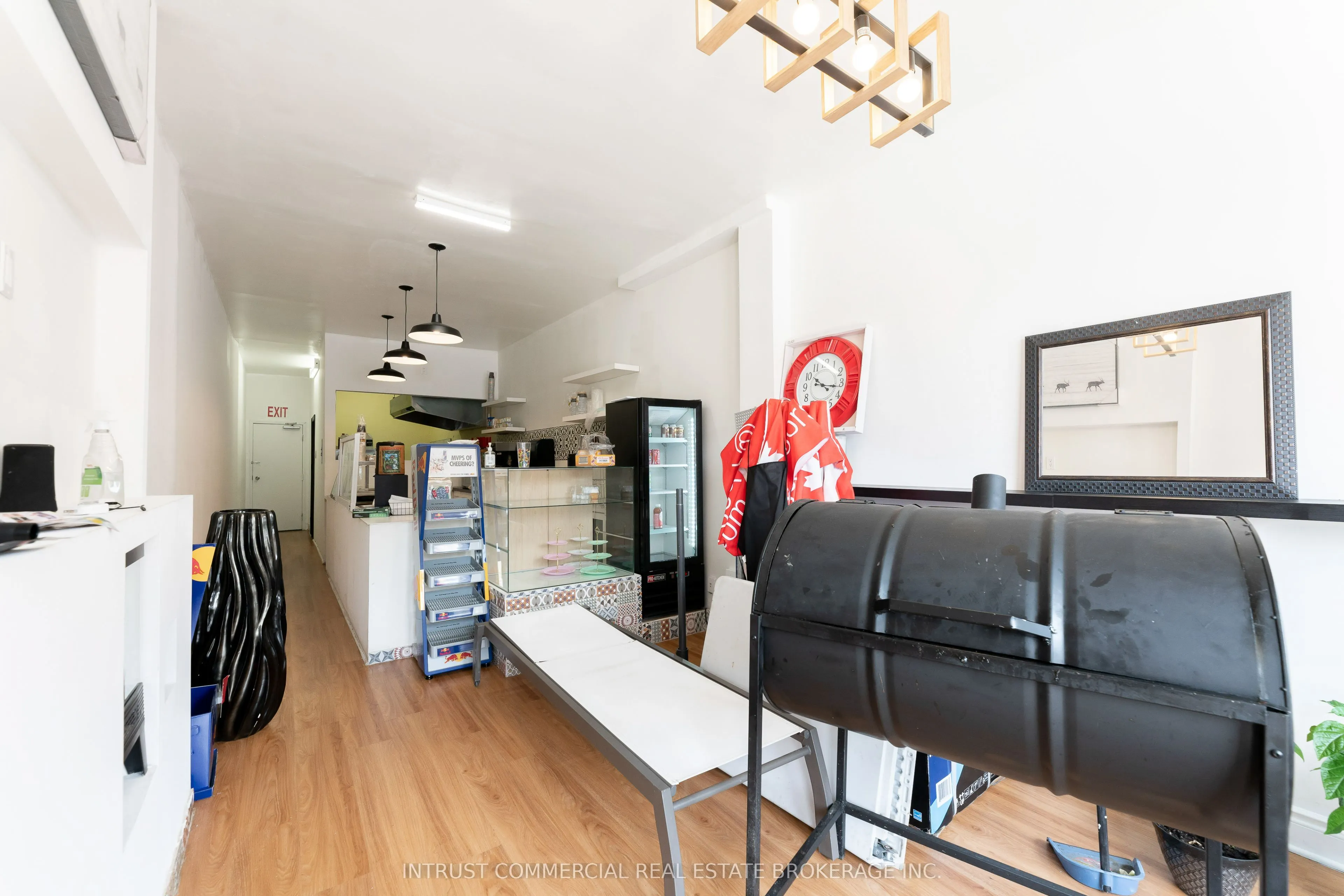 2544 Eglinton Avenue W