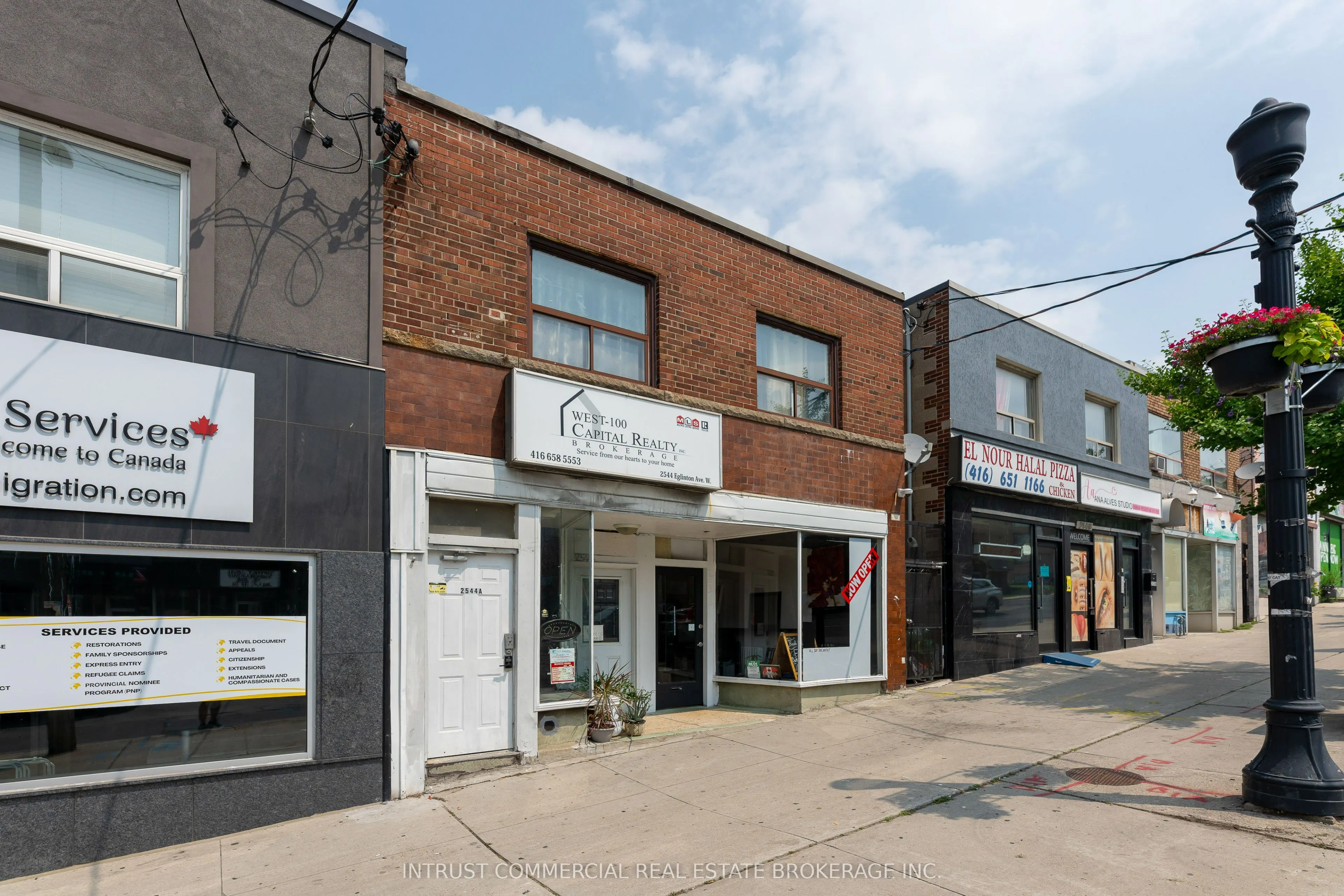 2544 Eglinton Avenue W