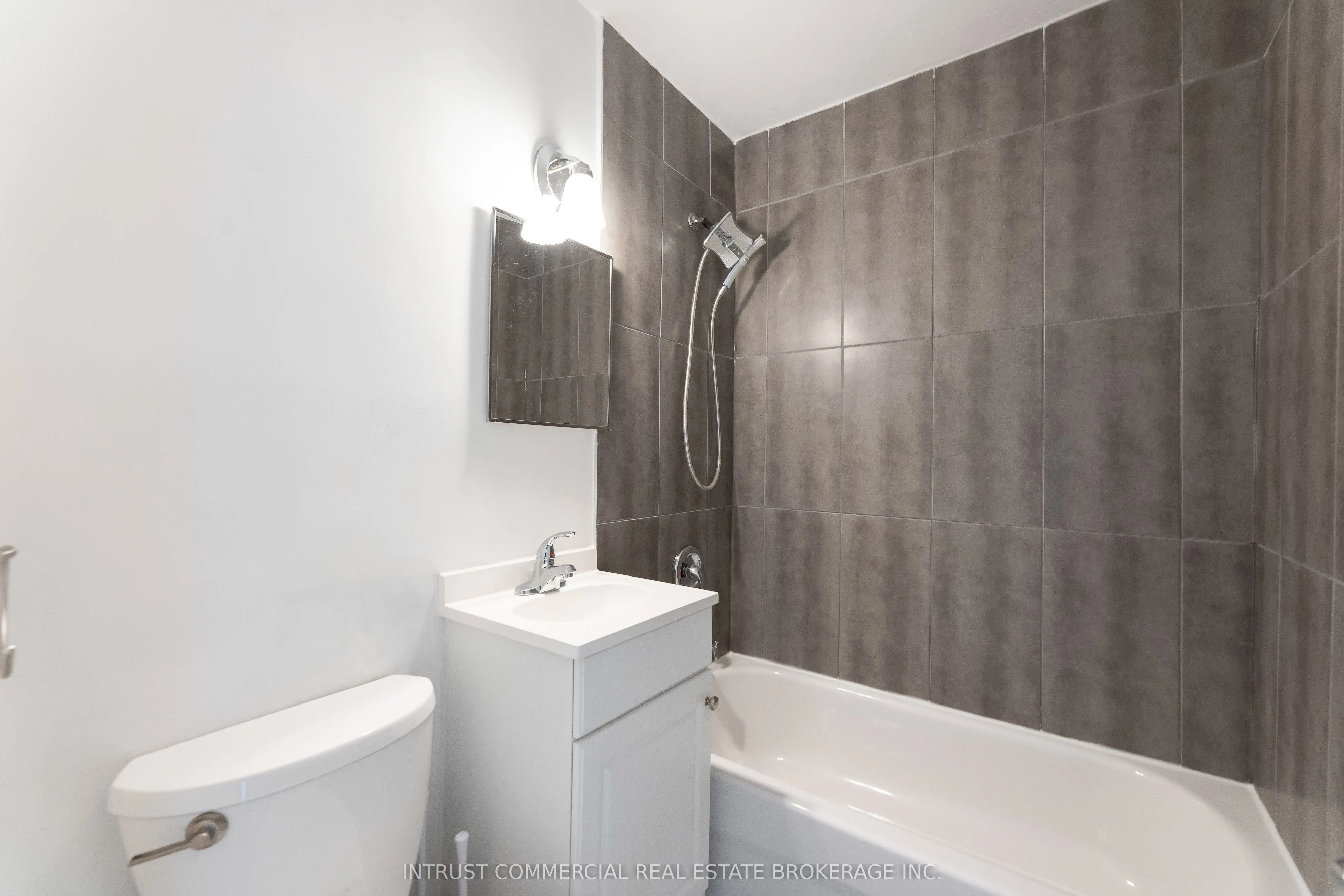 2544 Eglinton Avenue W