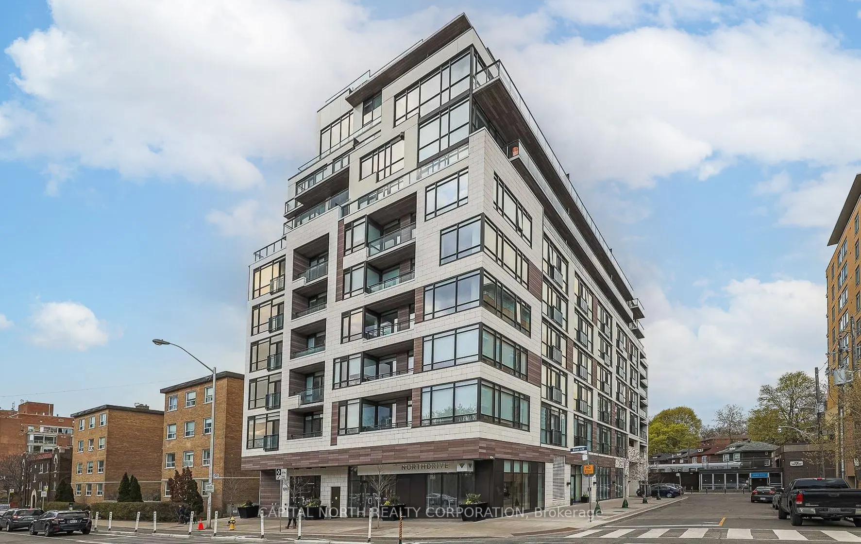 1990 Bloor Street W, #605