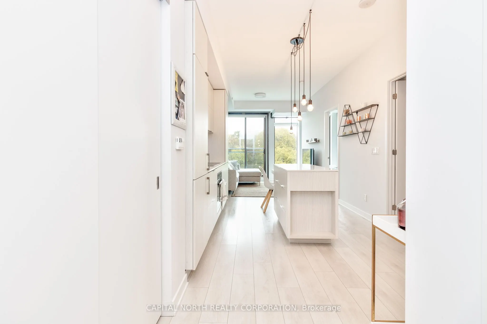 1990 Bloor Street W, #605