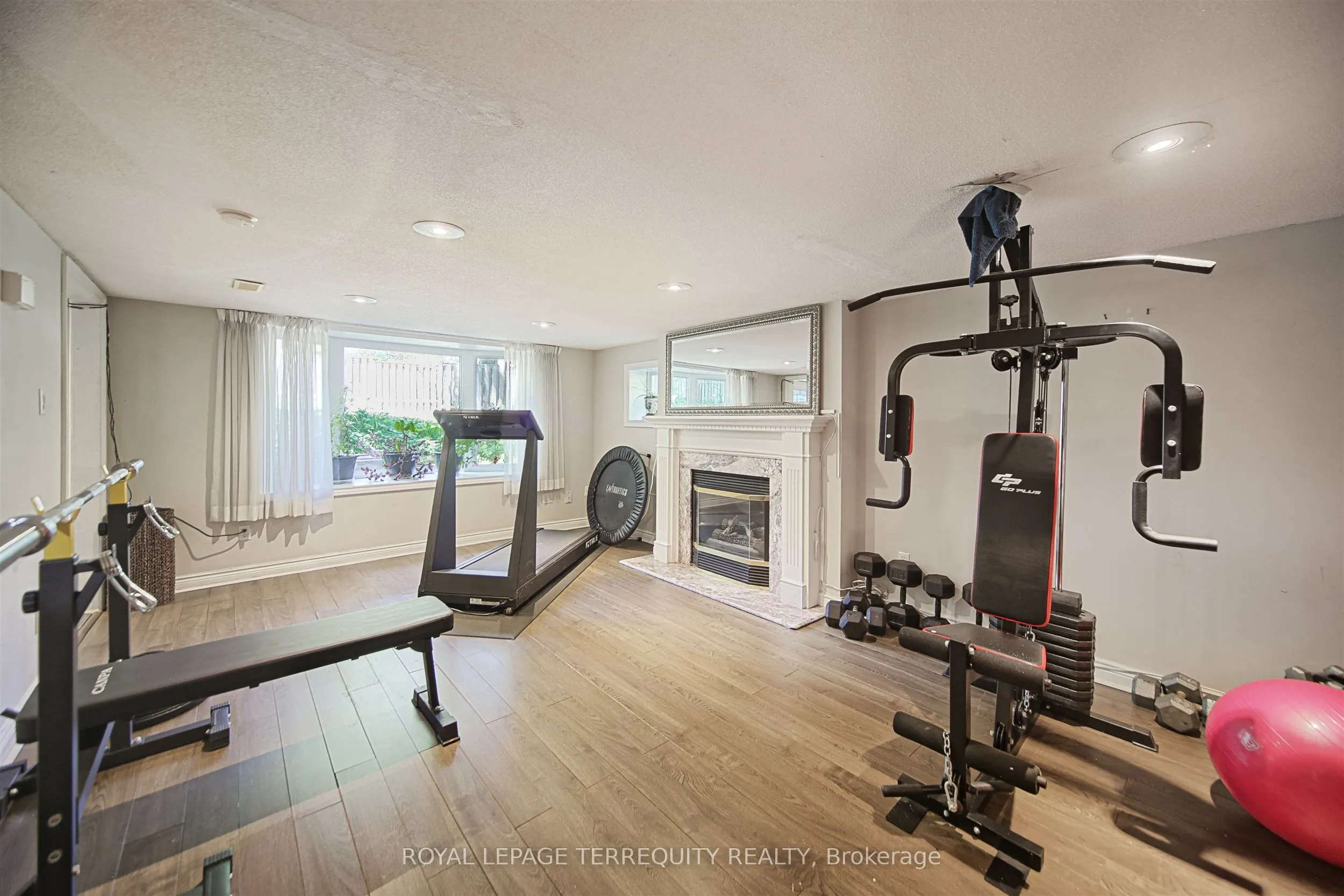 1412 Glenwood Drive