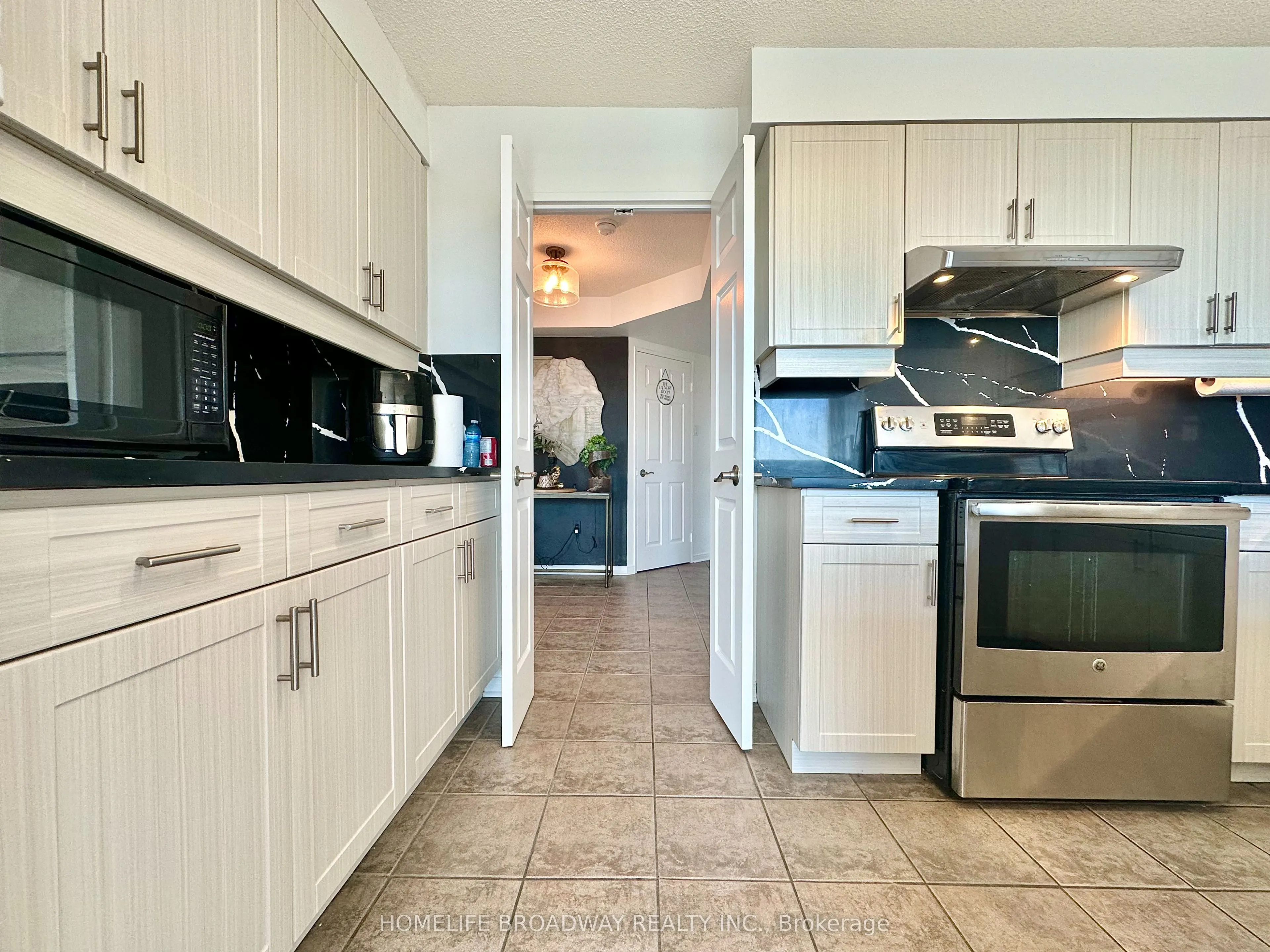 2155 Burnhamthorpe Road W, #1709