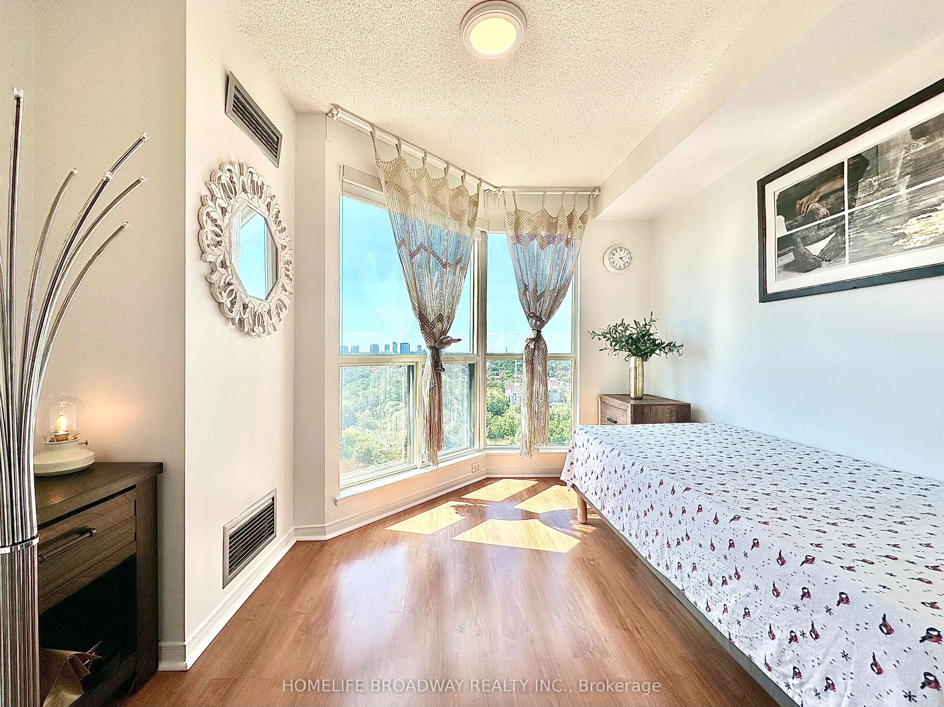 2155 Burnhamthorpe Road W, #1709