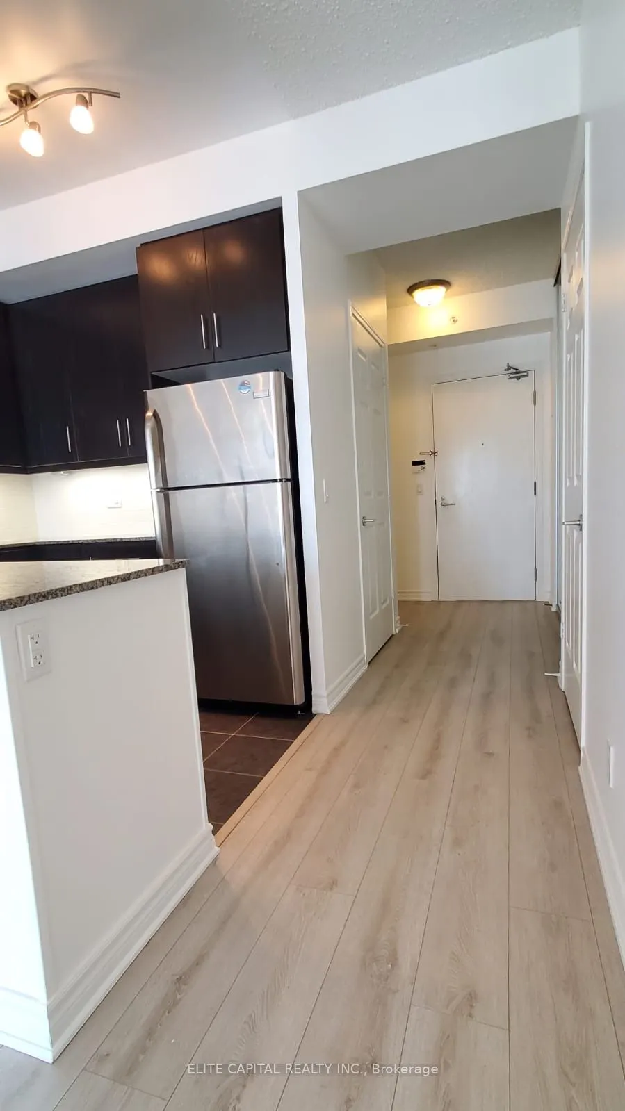 15 James Finlay Way, #904