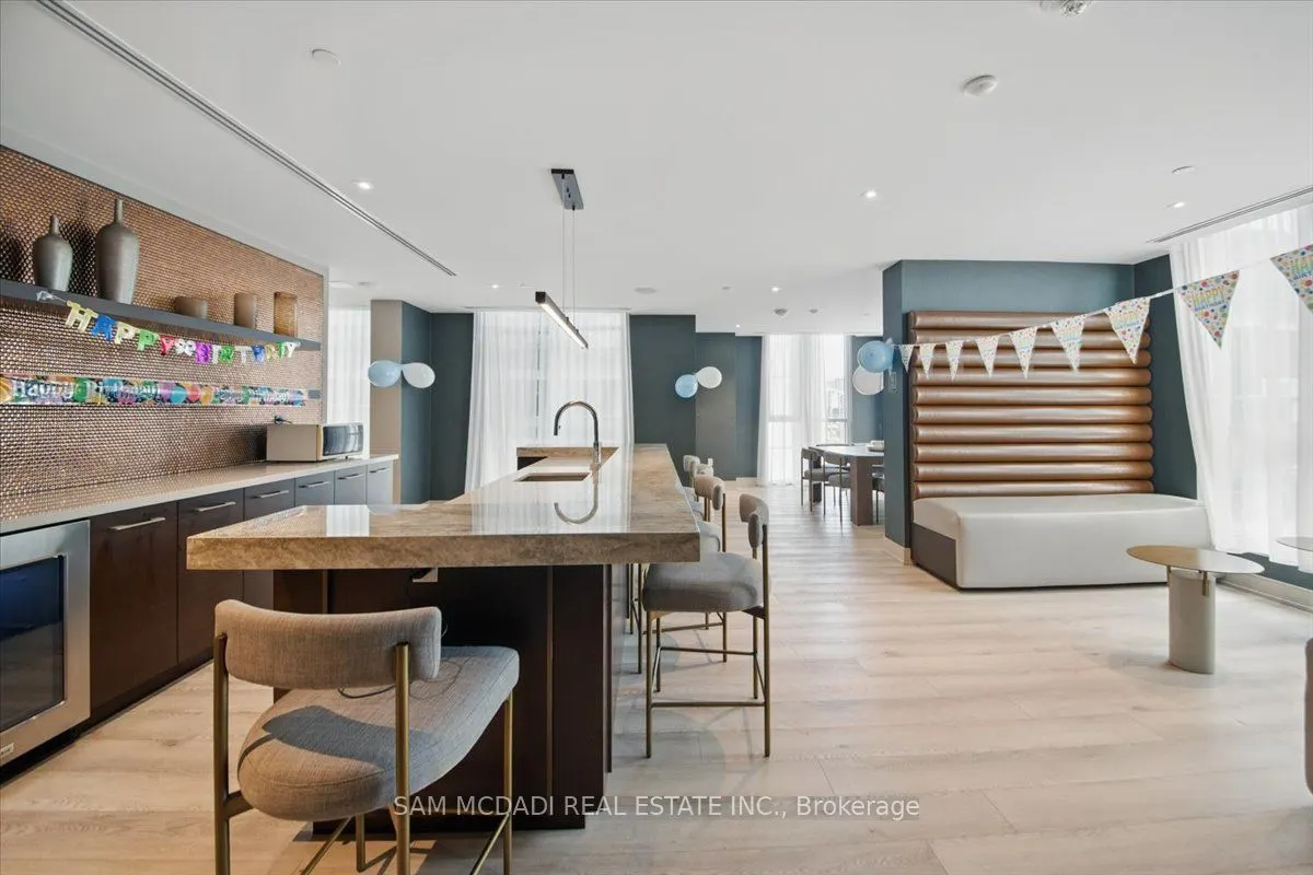 8 Nahani Way, #124