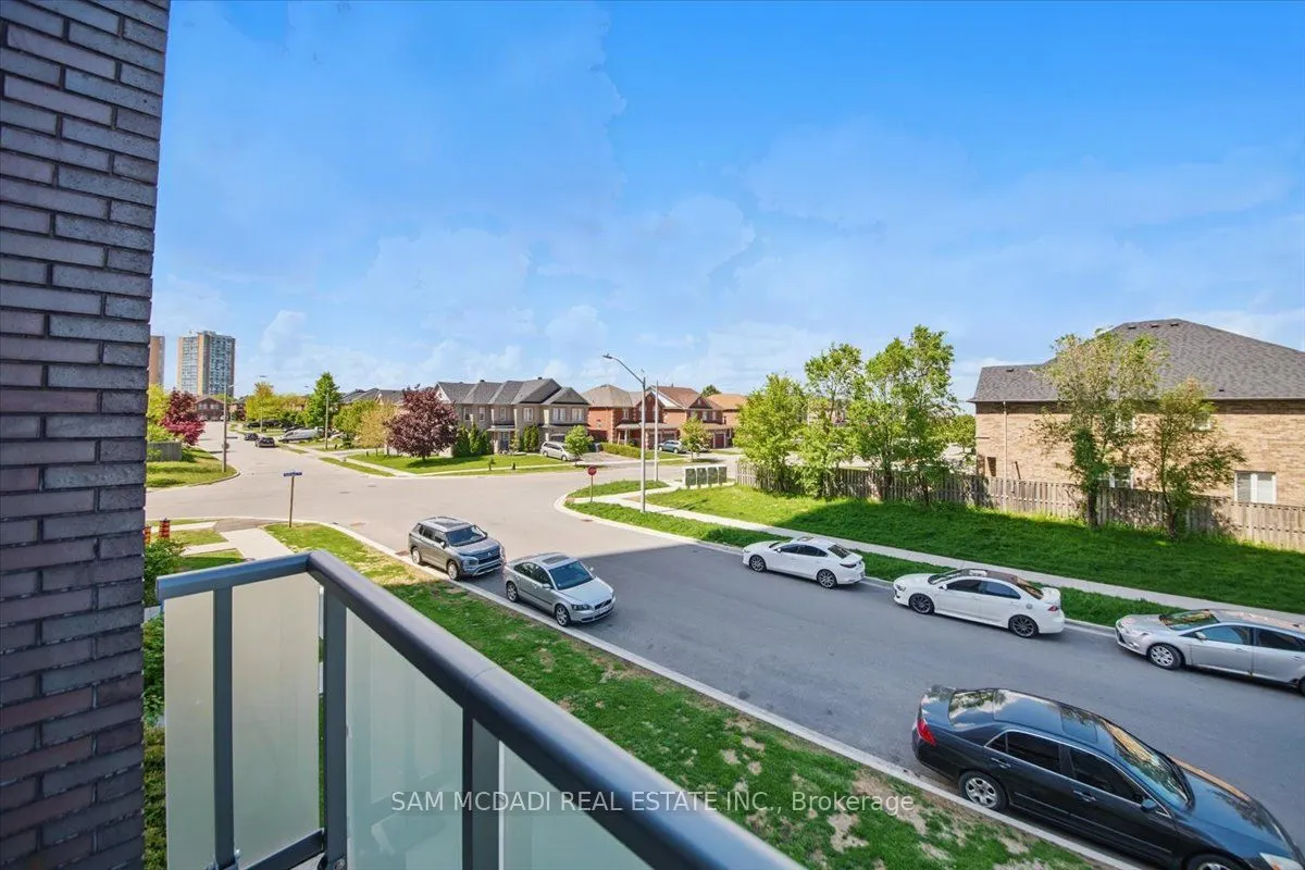 8 Nahani Way, #124