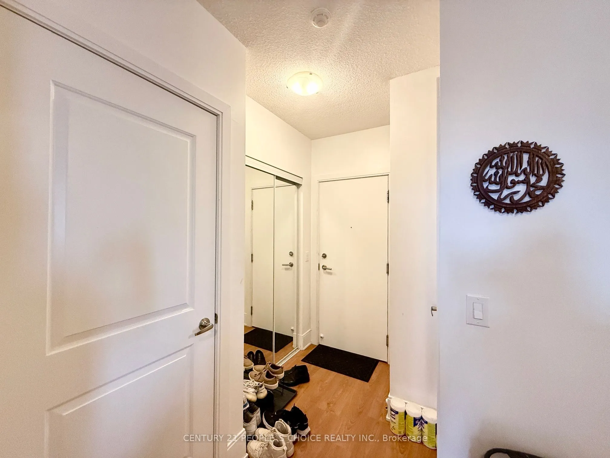 330 Burnhamthorpe Road W, #1807