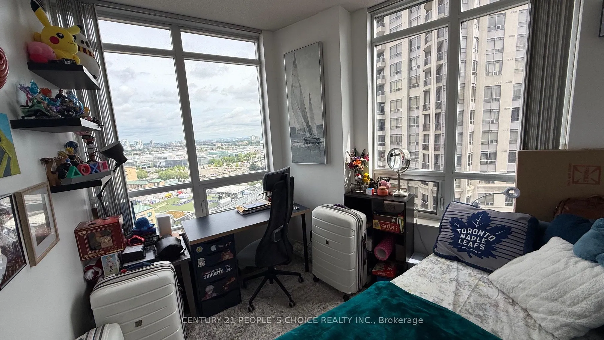 330 Burnhamthorpe Road W, #1807